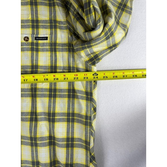 Oakley Shirt Men XL Yellow Plaid Button Up Long Sleeve Pockets Outdoor Soft - Picture 9 of 15